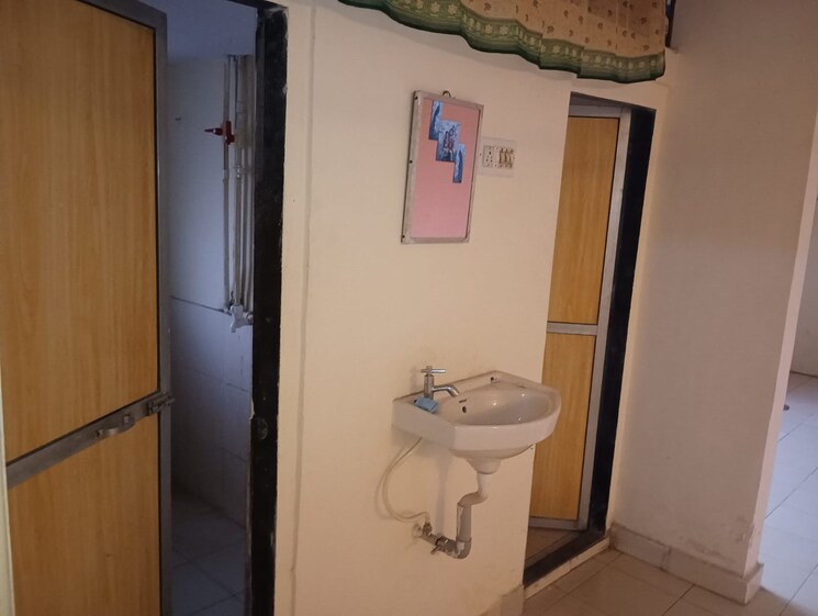 Attached Bathroom, sanjivani-tower-bhayandar-east 2 Bedroom 575 Sq.Ft. Apartment In Bhayandar East Thane 6654159