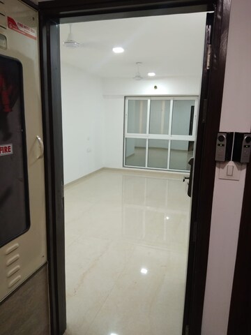 Bedroom in 2 BHK Apartment at Platinum Life, Andheri West – for Rent