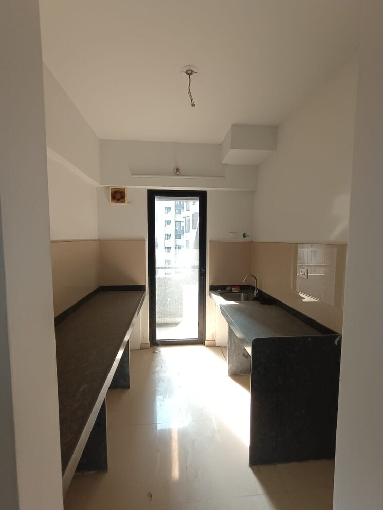 Kitchen, lodha-palava-city 1 Bedroom 500 Sq.Ft. Apartment In Dombivli East Thane 6655103