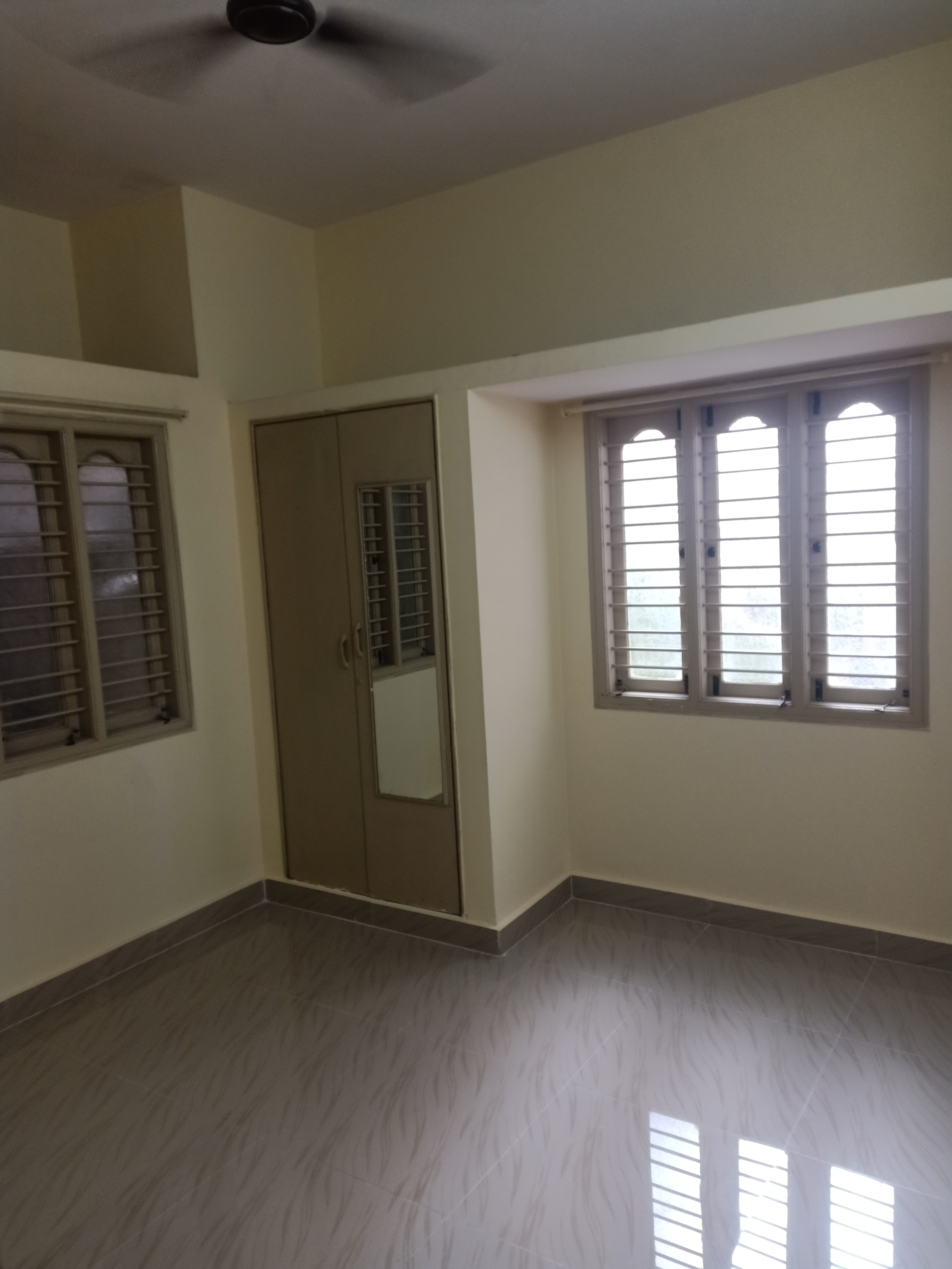 Rental 2 Bedroom 950 Sq.Ft. Independent House in Jagadish Nilaya, Cv Raman Nagar Bangalore 6656174