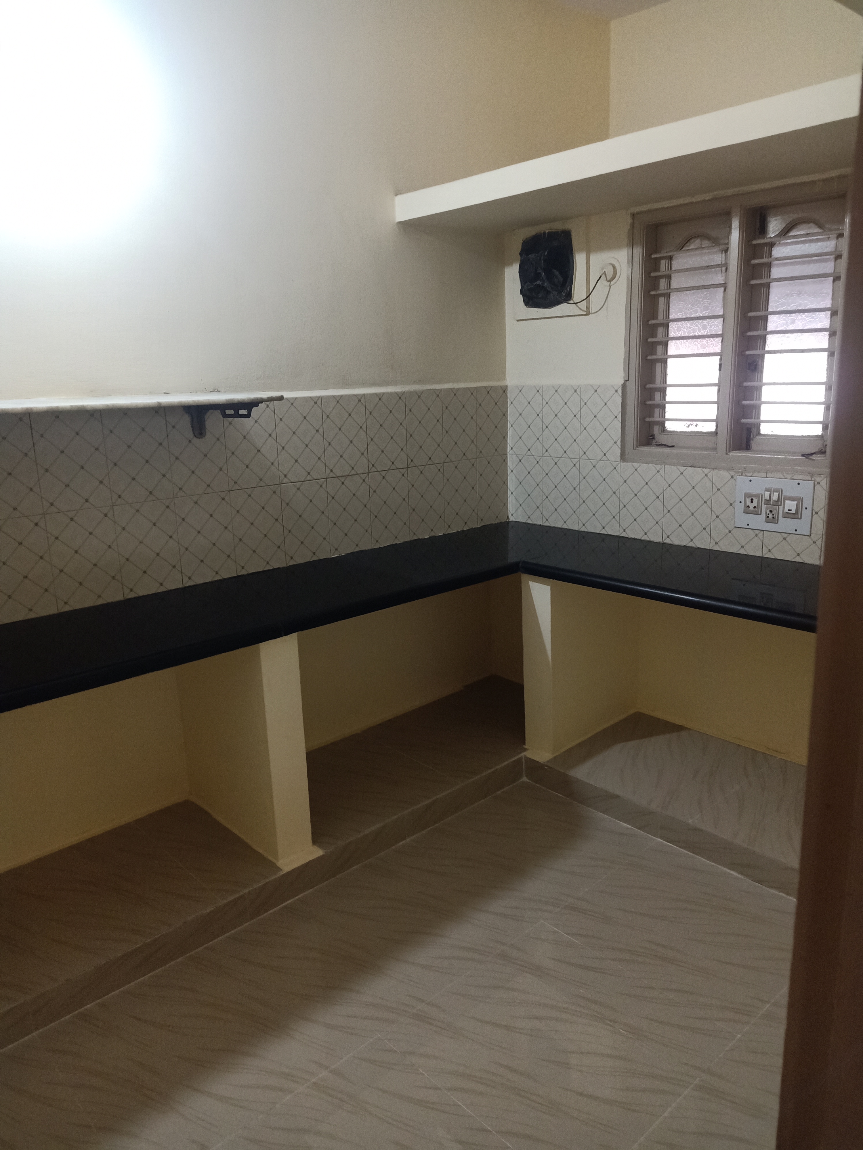 Rental 2 Bedroom 950 Sq.Ft. Independent House in Jagadish Nilaya, Cv Raman Nagar Bangalore 6656174