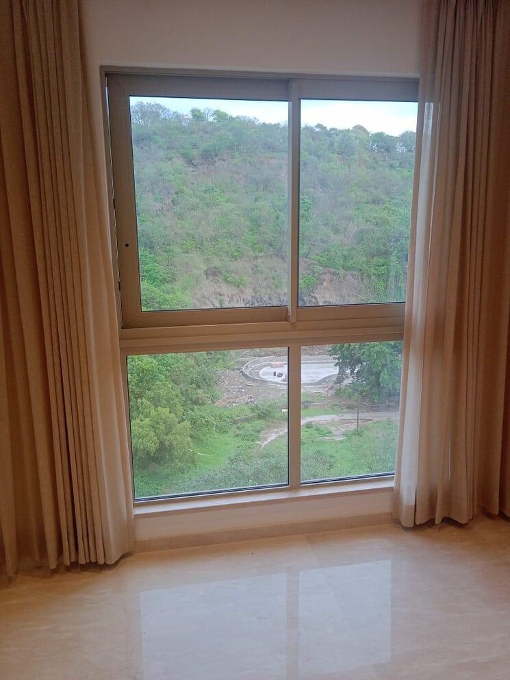 Room, hiranandani-regent-hill 1 Bedroom 379 Sq.Ft. Apartment In Powai Mumbai 6658525
