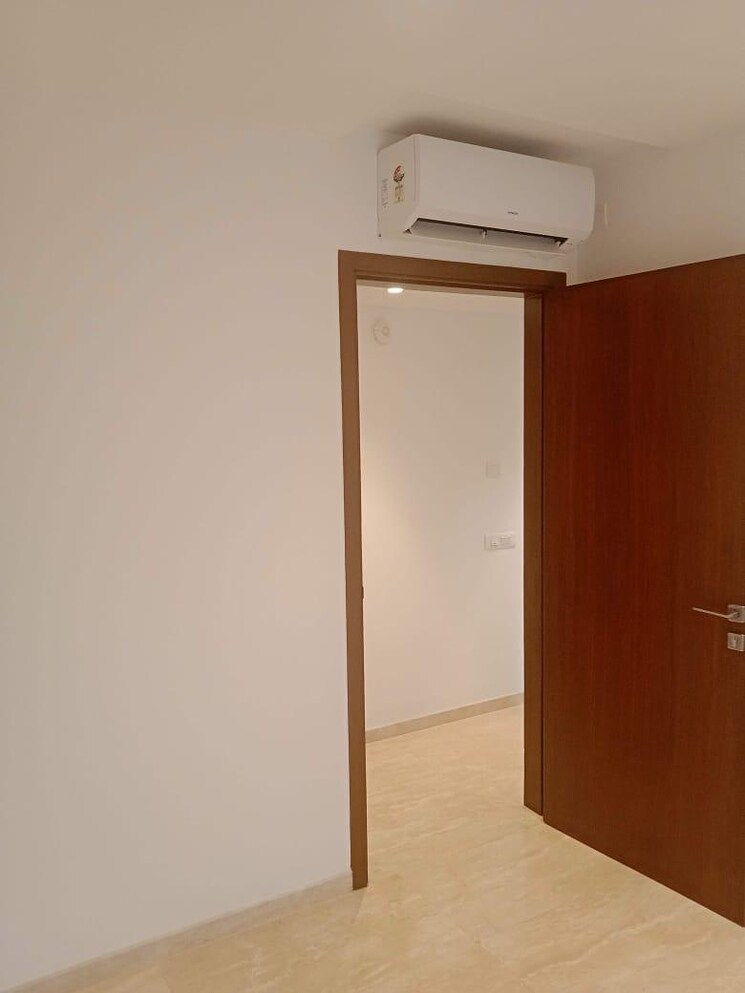 Room, hiranandani-regent-hill 1 Bedroom 379 Sq.Ft. Apartment In Powai Mumbai 6658525