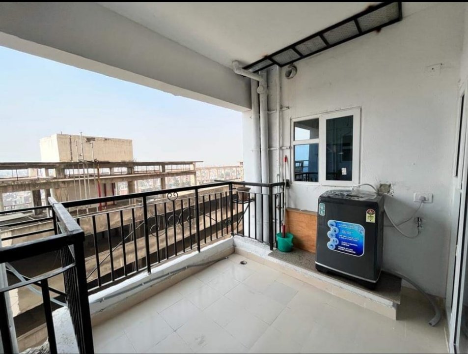 Rental 1 Bedroom 750 Sq.Ft. Apartment in Ozone The Metrozone, Anna