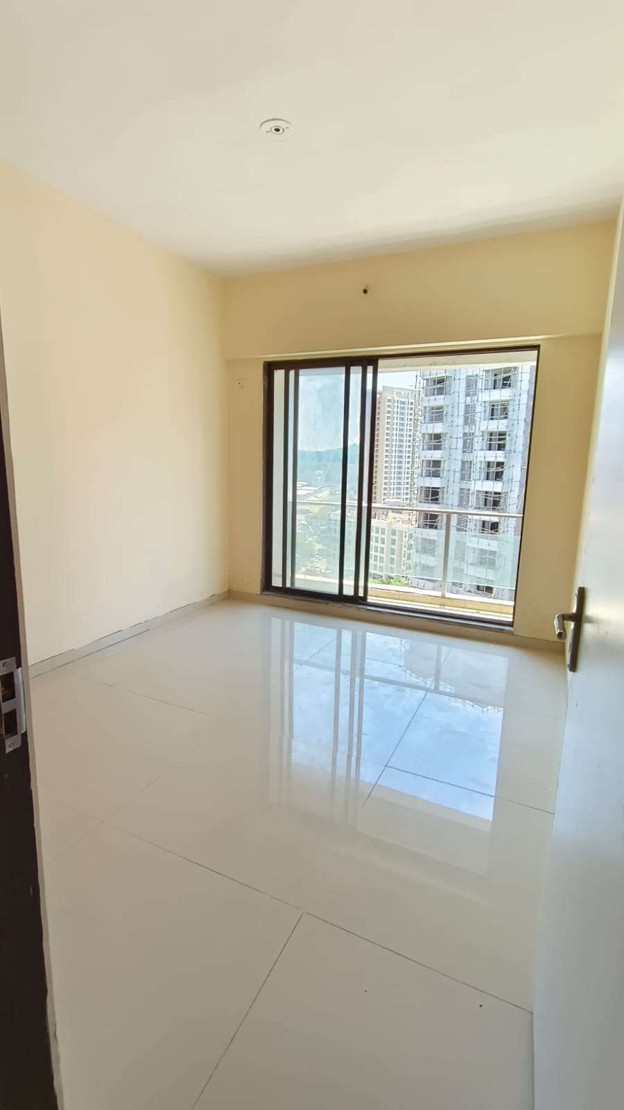 2 BHK Apartment For Rent in Ravi Gaurav Excellency Mira Road Mumbai 6659063