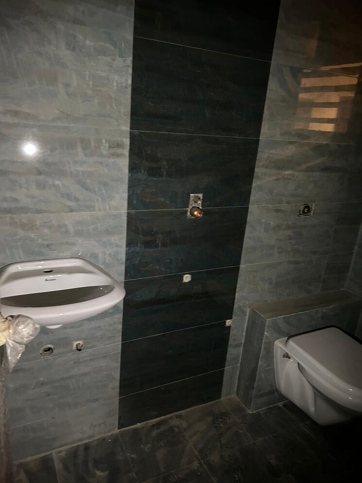Bathroom, vishesh-balaji-symphony 2 Bedroom 1160 Sq.Ft. Apartment In New Panvel Navi Mumbai 6659702