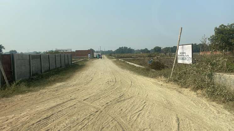 1000 Sq.Yd. Plot in Kanpur Road Lucknow