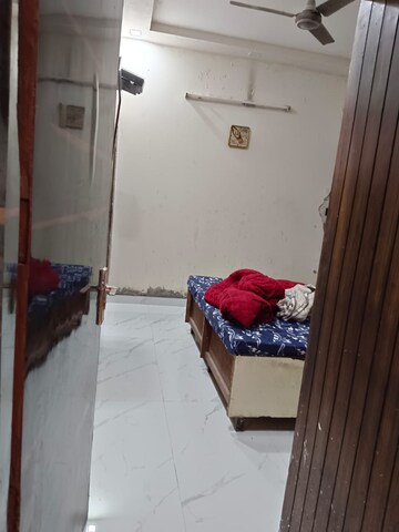 Room in 3.5 BHK Builder Floor at East Of Kailash – for Rent