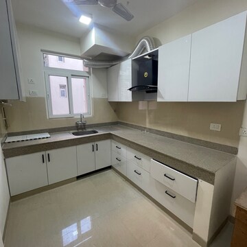 3.5 BHK Apartment For Rent in Emaar Emerald Floors Select, Sector 65