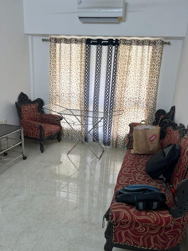 Living Room, lodha-amara 1 Bedroom 475 Sq.Ft. Apartment In Kolshet Road Thane 6661735