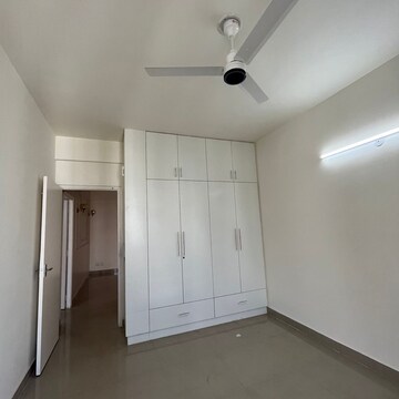Building Lobby in 2 BHK Apartment at Suncity Avenue 76, Sector 76 – for Rent