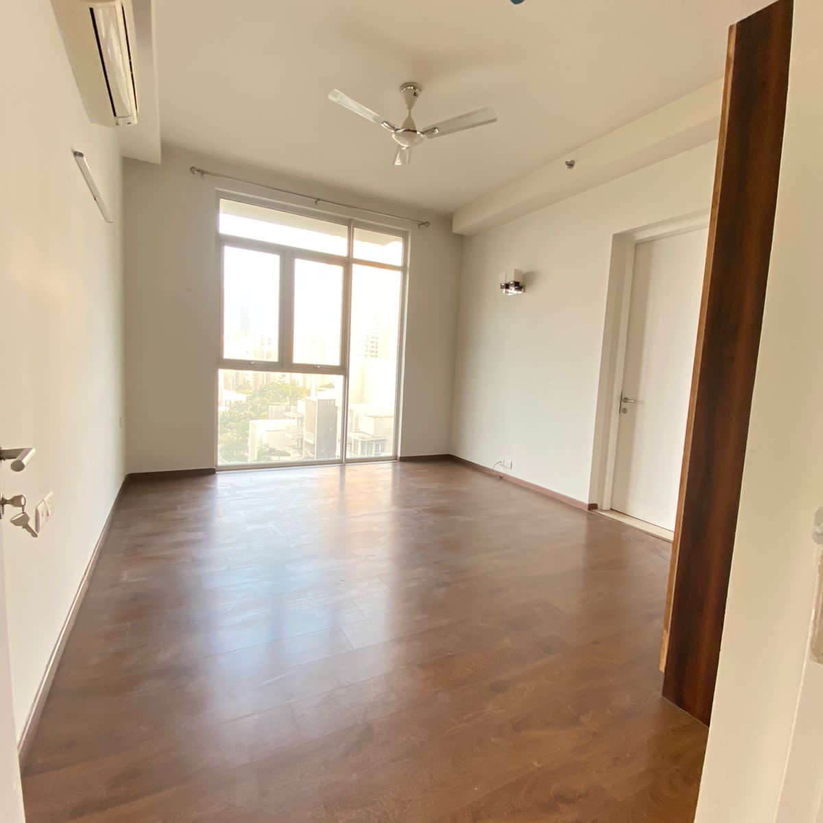 2 BHK + Servant Room Apartment For Rent in Ireo Victory Valley