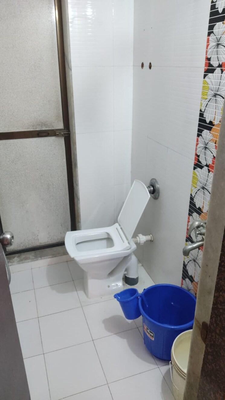Bathroom, shakti-sky-avenue 3 Bedroom 1300 Sq.Ft. Apartment In Kamothe Navi Mumbai 6663902
