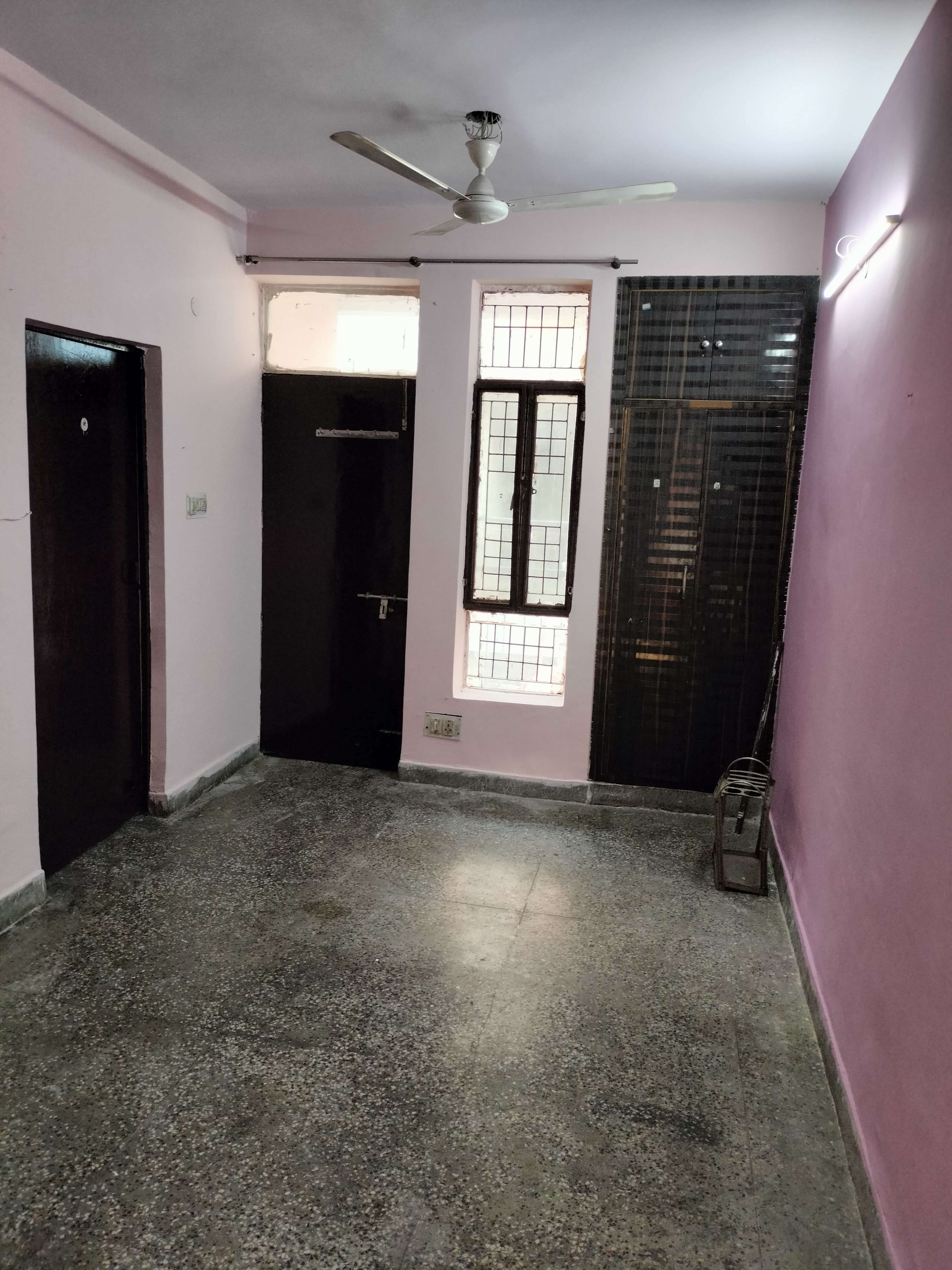 1 RK Apartment For Rent in Mahadev Apartments Noida Sector 73 Noida 6664562