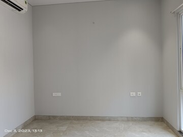Room in 3 BHK Apartment at Kundan Eternia, Ghorpadi – for Sale