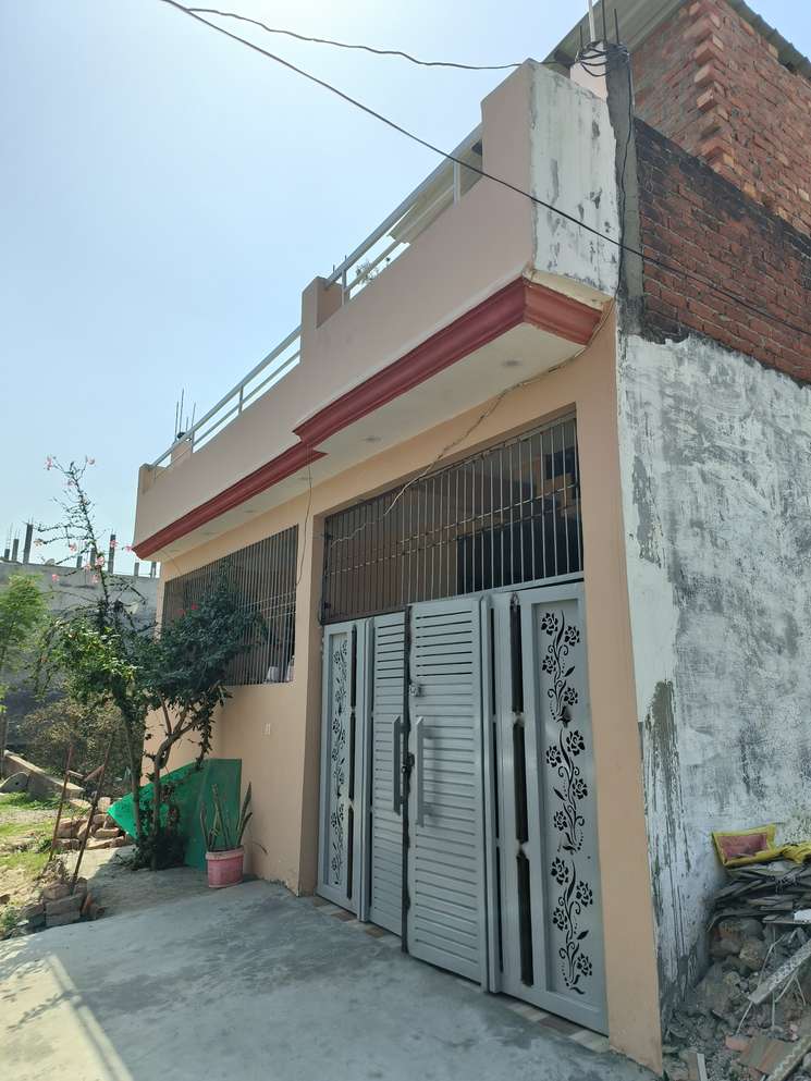 3 Bedroom 1000 Sq.Ft. Independent House in Matiyari Lucknow