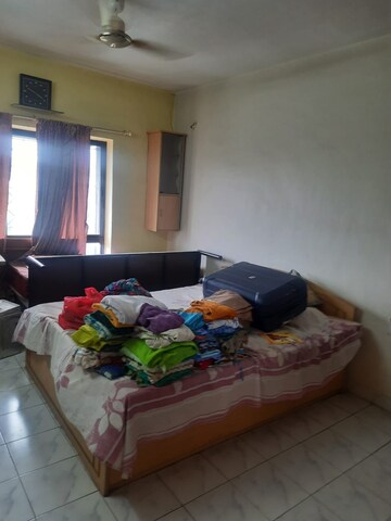 Room in 3 BHK Penthouse at Parmar Park Phase II, Wanwadi – for Sale