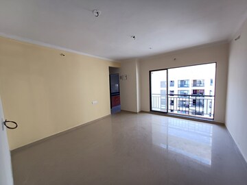 Room in 1 BHK Apartment at Shanti Niwas Virar West, Virar West – for Rent