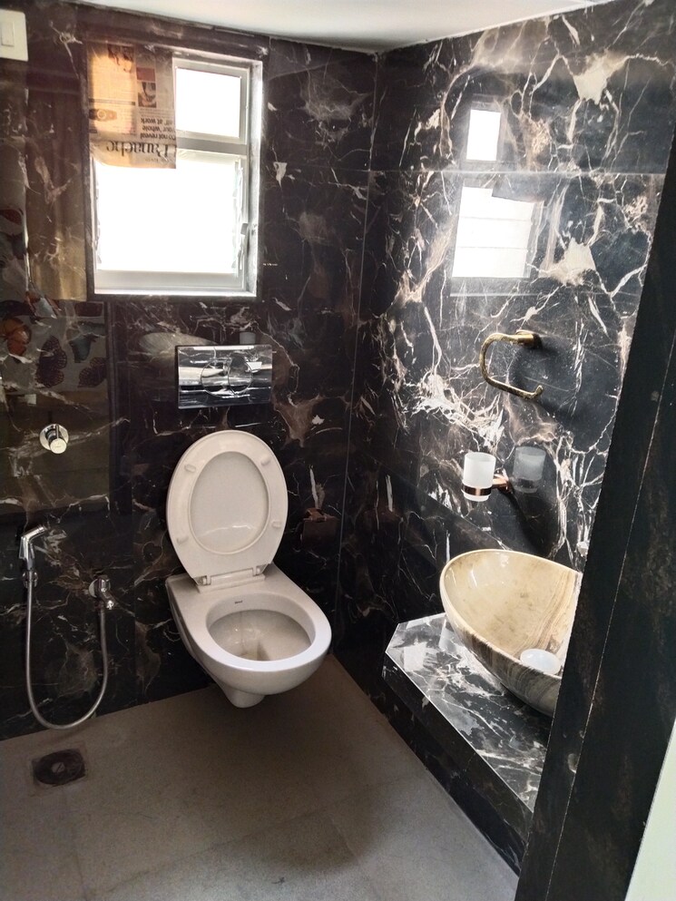 Bathroom, shiv-shakti-shree-yashwant-empire 4 Bedroom 1800 Sq.Ft. Apartment In Nalasopara East Palghar 6667830