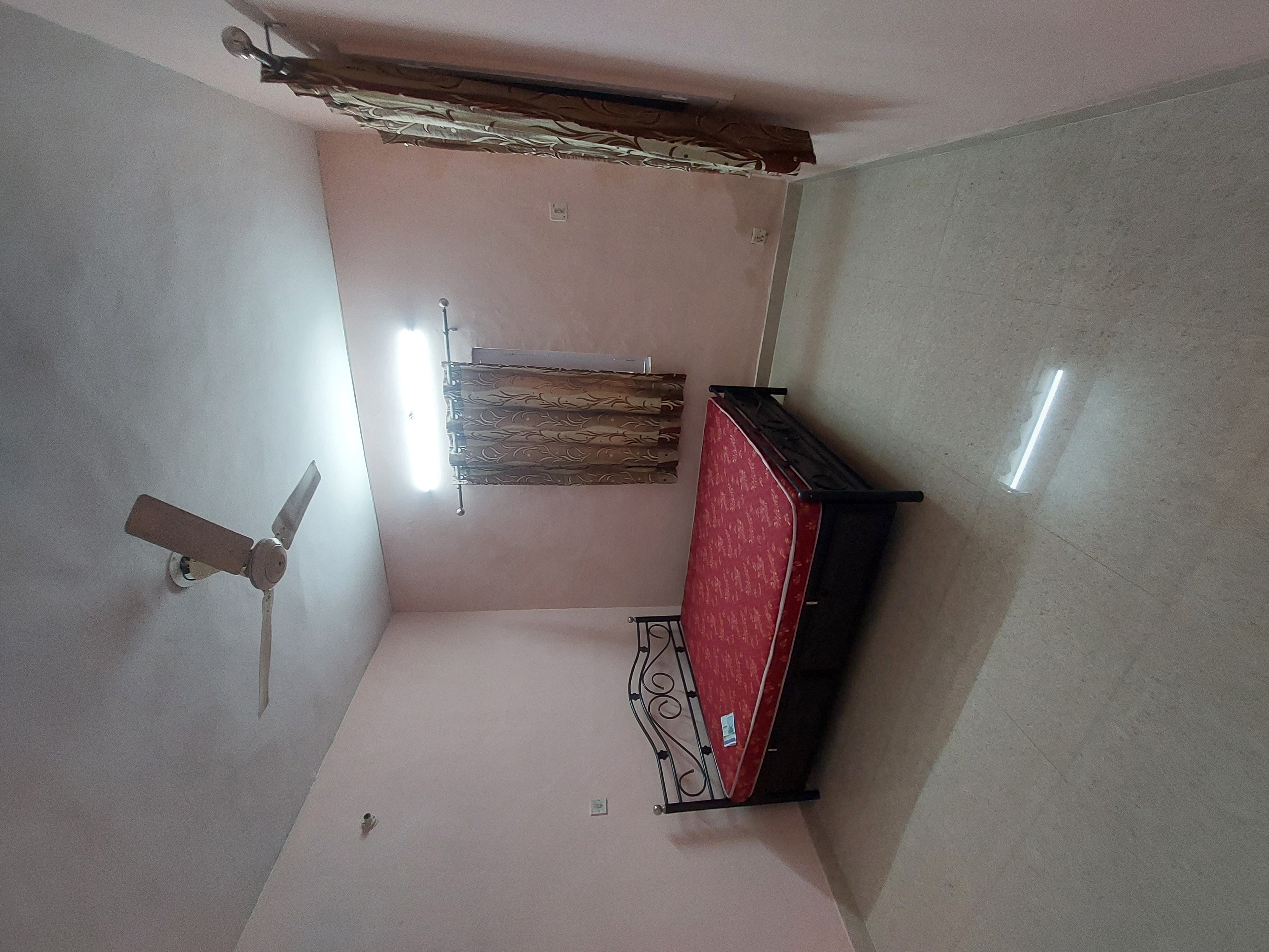 Rental 4 Bedroom 1750 Sq.Ft. Apartment in DDA Flats Sarita Vihar