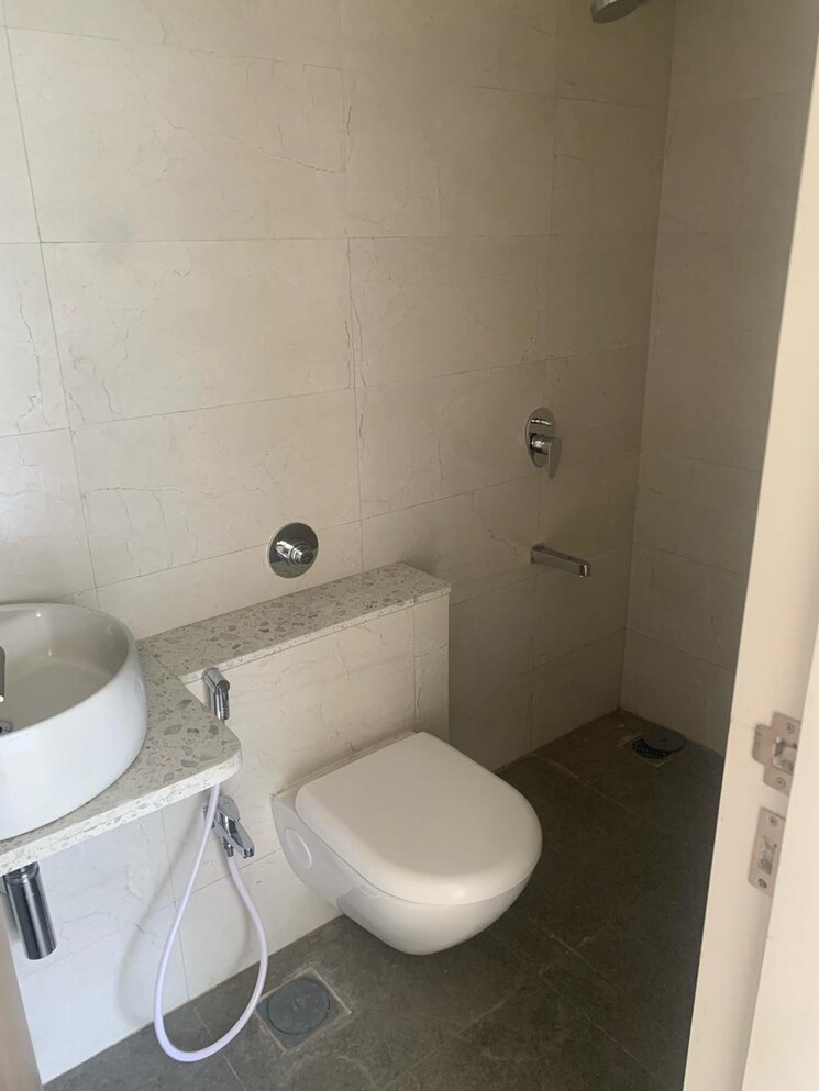 Bathroom, sugee-atharva 2 Bedroom 470 Sq.Ft. Apartment In Prabhadevi Mumbai 6668618