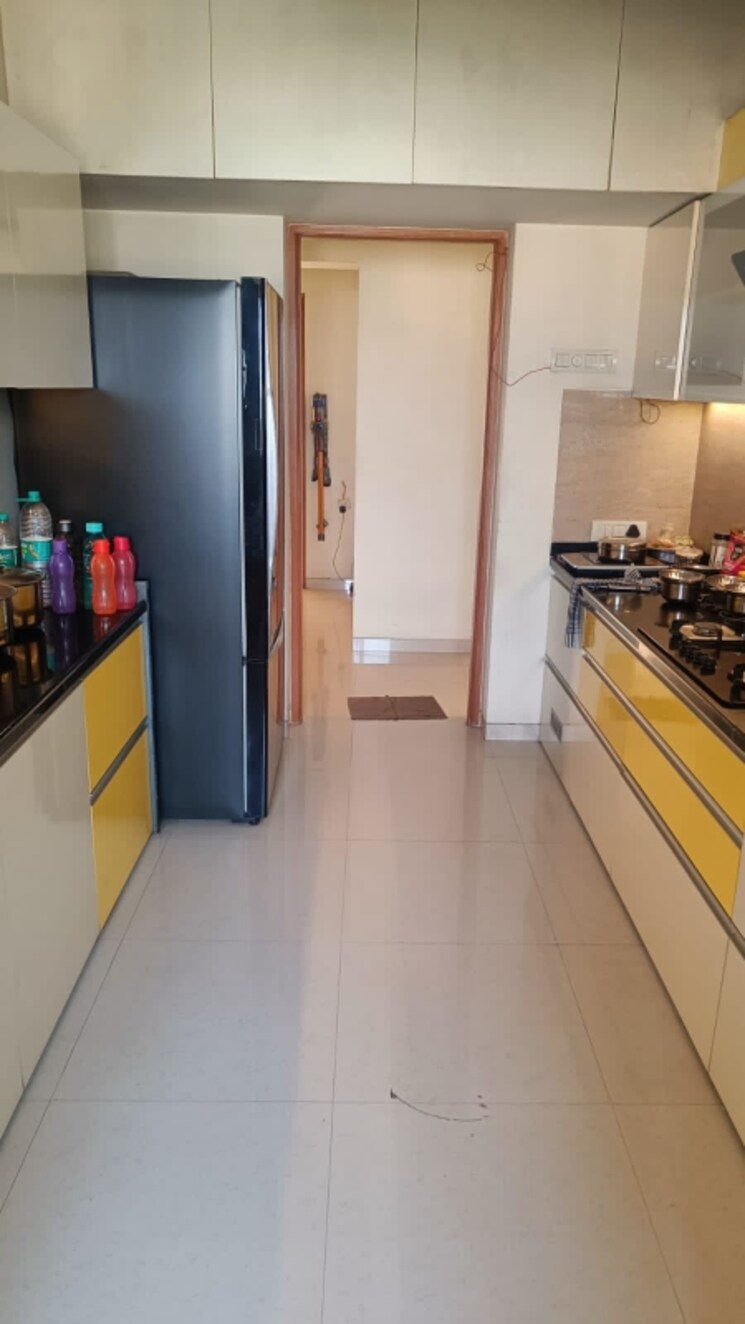 Kitchen, pataskar-eclat 3 Bedroom 1250 Sq.Ft. Apartment In Ghodbunder Road Thane 6669125