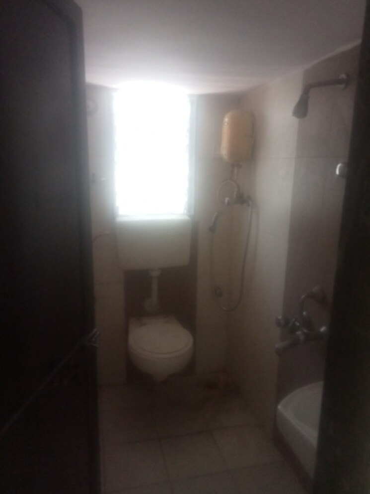 Bathroom, gaurav-venus-chs 1 Bedroom 620 Sq.Ft. Apartment In Mira Road Thane 6671378