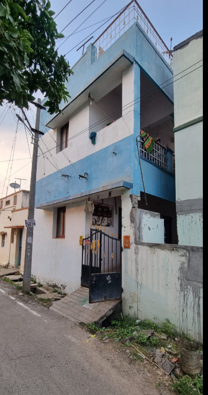 Resale 5 Bedroom 1247 Sq.Ft. Villa in Hasthampatti Salem 6672359