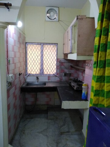 Kitchen in Studio Apartment at Lajpat Nagar 4 – for Rent