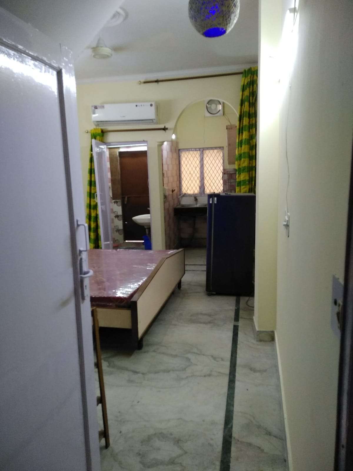 Studio Apartment For Rent in Lajpat Nagar 4 Delhi 6672730