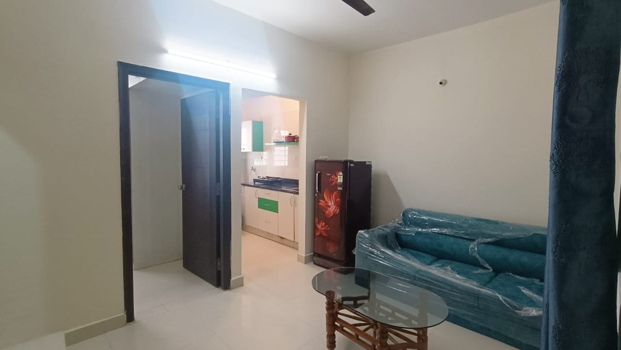 Rental 1 Bedroom 700 Sq.Ft. Apartment in White Orchids, Whitefield