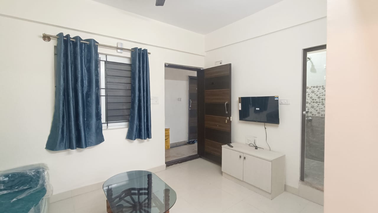 Rental 1 Bedroom 700 Sq.Ft. Apartment in White Orchids, Whitefield
