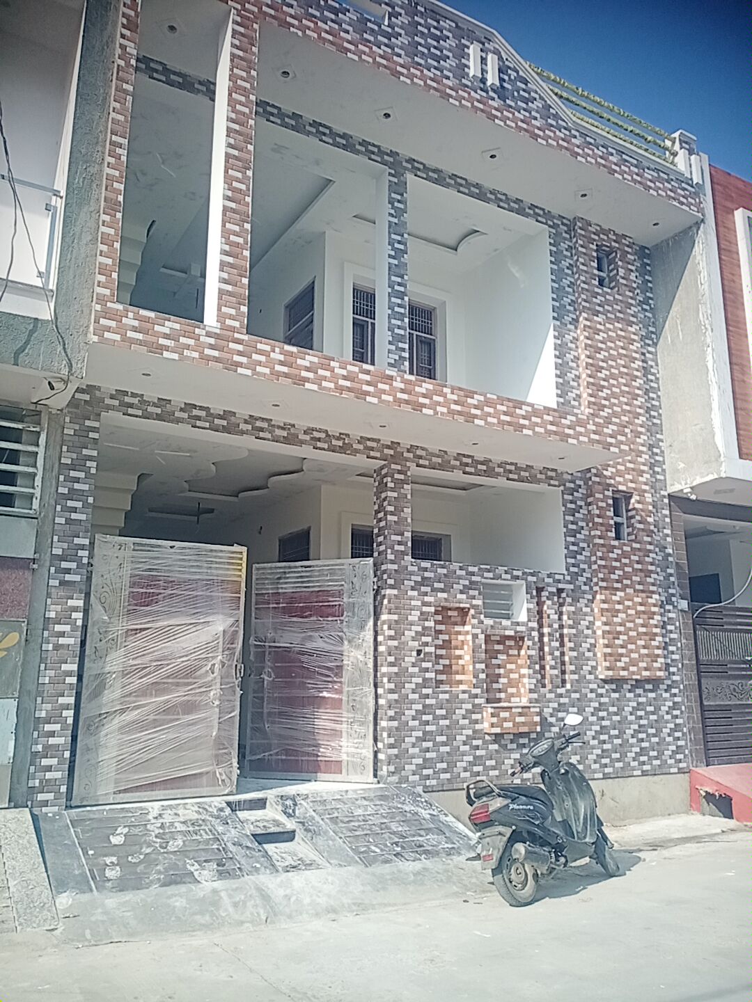 Resale 1.5 Bedroom 1000 Sq.Ft. Independent House in Bijnor Road Lucknow