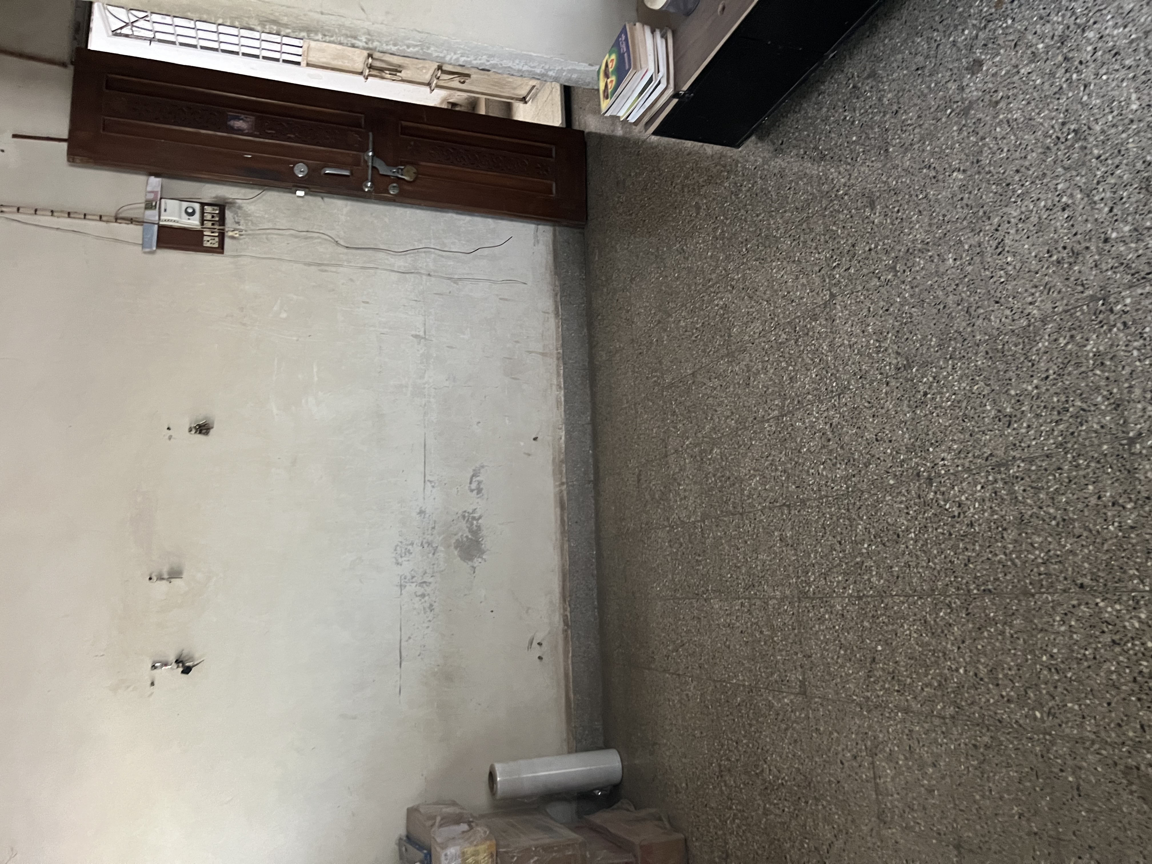 Rental Commercial Office Space 600 Sq.Ft. in Abhimanshree Society