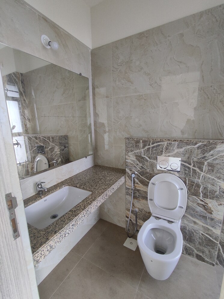 Bathroom, the-wadhwa-atmosphere 2 Bedroom 688 Sq.Ft. Apartment In Mulund West Mumbai 6676984