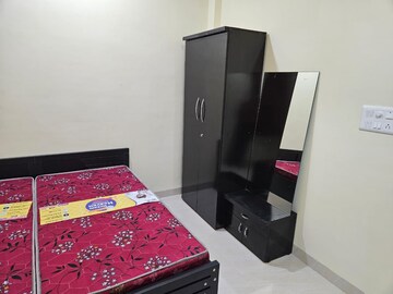 Master Bedroom in 1 BHK Apartment at Mahalaxmi Nagar – for Rent
