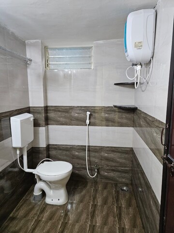Bathroom in 1 BHK Apartment at Mahalaxmi Nagar – for Rent
