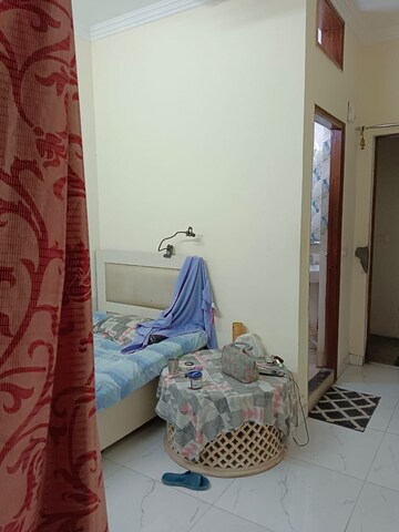 Room in 1 BHK Builder Floor at Lajpat Nagar 4 – for Rent