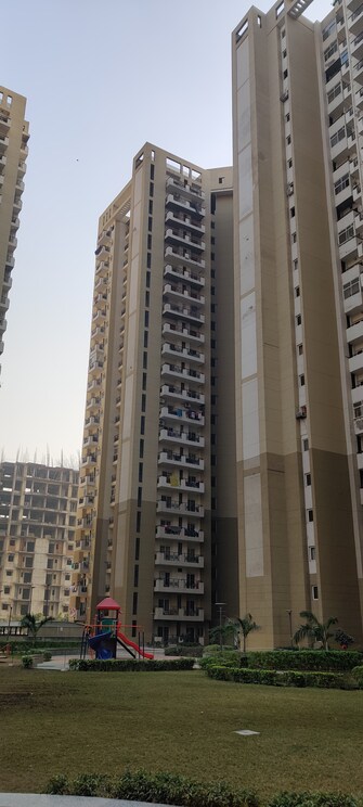 2 BHK Apartment For Resale in Nimbus Express Park View - II Gn Sector Chi V Greater Noida  6683126