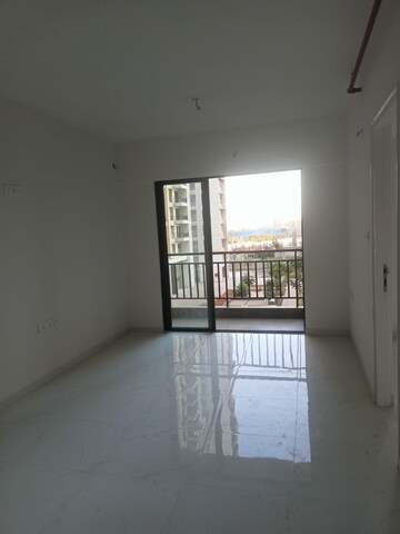 2 BHK Apartment For Resale in Runwal Gardens Dombivli East Thane  6688847