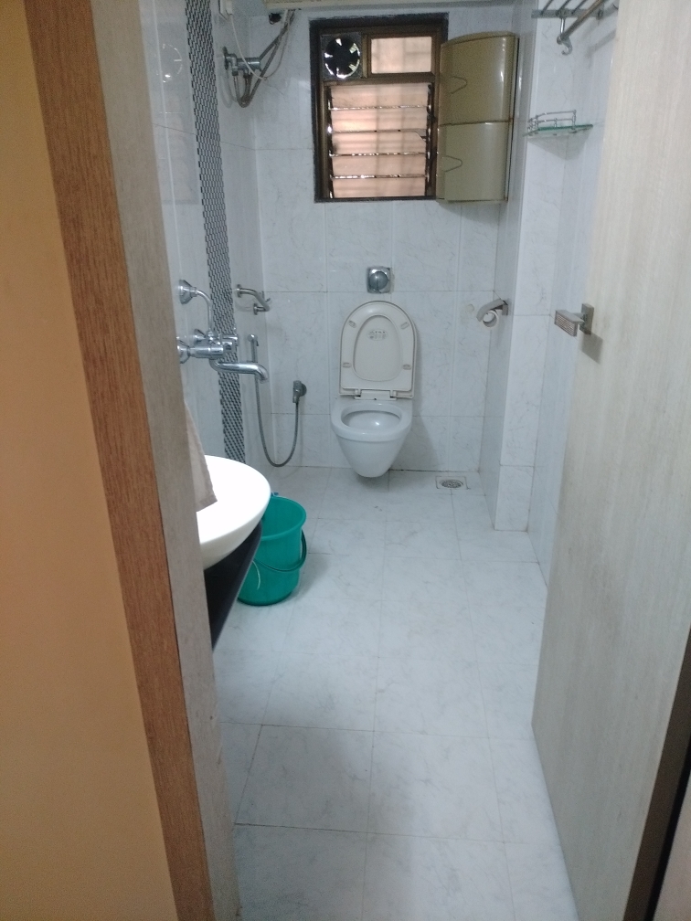 Resale 5 Bedroom 1750 Sq.Ft. Apartment in Jb Nagar Mumbai 6689023