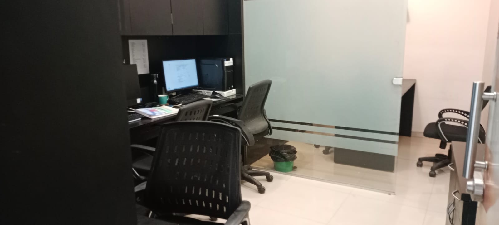 Office Space For Rent in Rustomjee Eaze Zone Mall