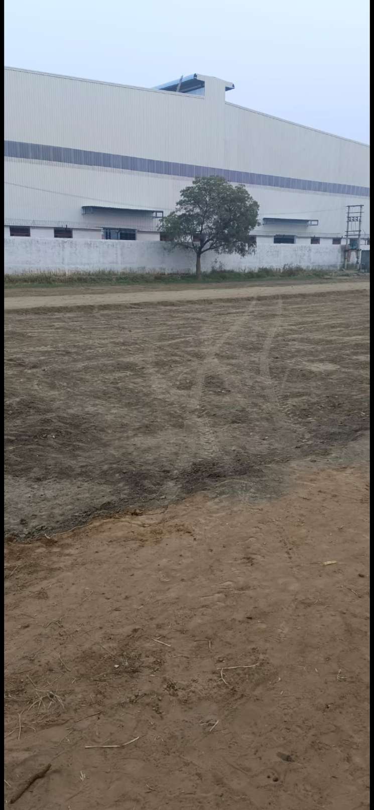 Commercial Industrial Plot 2200 Sq.Yd. in Kail Gaon Faridabad
