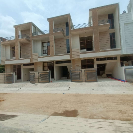 Resale 4 Bedroom 100 Sq.Yd. Villa in Gandhi Path Jaipur 6689988