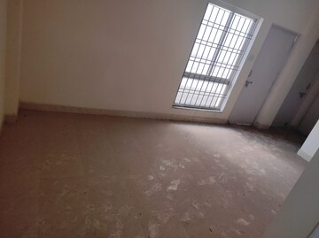 Bedroom in 2 BHK Apartment at Kolar Road – for Sale