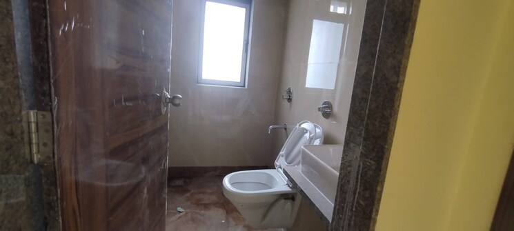 Bathroom, tilak-nagar-building 3 Bedroom 1150 Sq.Ft. Apartment In Tilak Nagar Mumbai 6692285