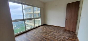 Room in 2 BHK Apartment at Ruparel Ariana, Parel – for Rent