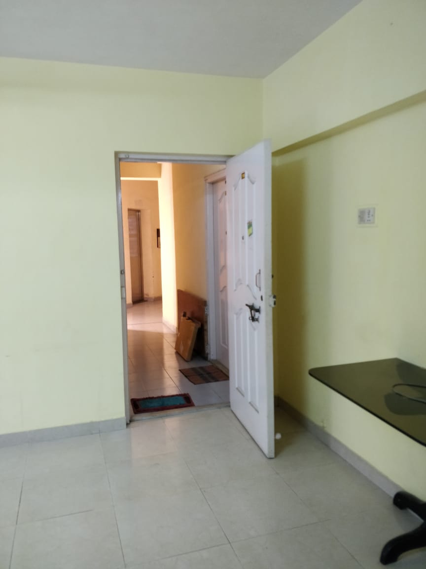 Rental 1 RK 250 Sq.Ft. Apartment in Gokuldham Complex, Goregaon East