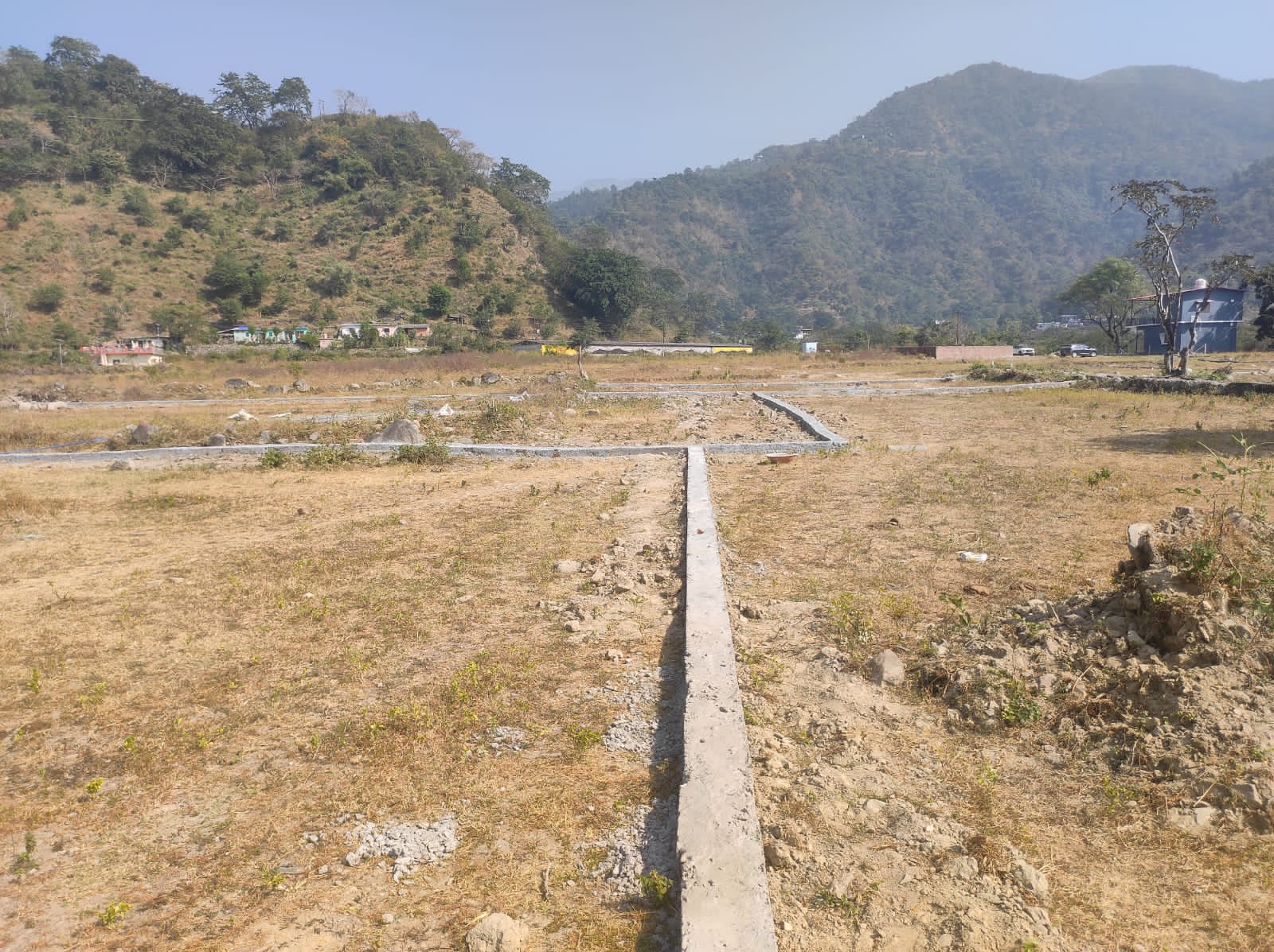 Resale 200 Sq.Yd. Plot in Jolly Grant Dehradun 6694088