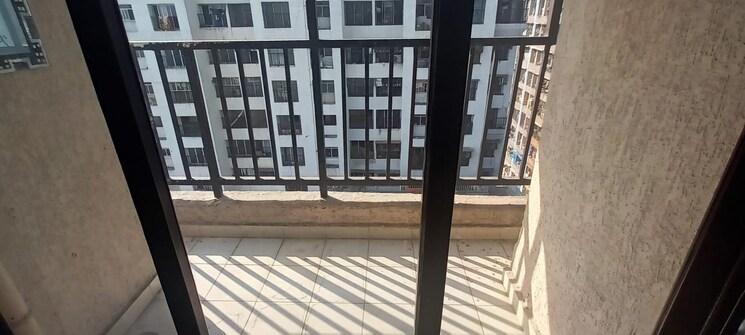 Balcony, samrin-imperial-heights-apartment 3 Bedroom 1200 Sq.Ft. Apartment In Kolshet Thane 6694700